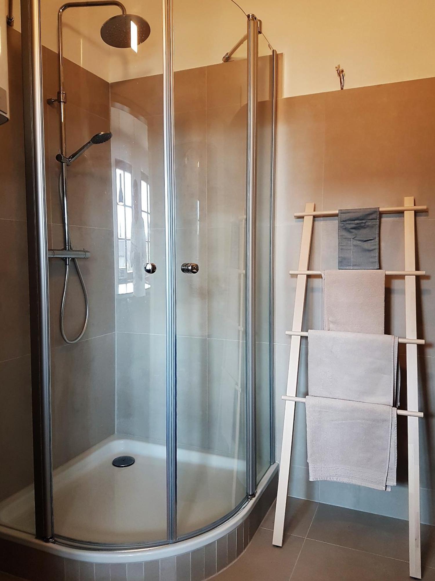 Haus Pinkafeld Top 3 Apartment Bagian luar foto